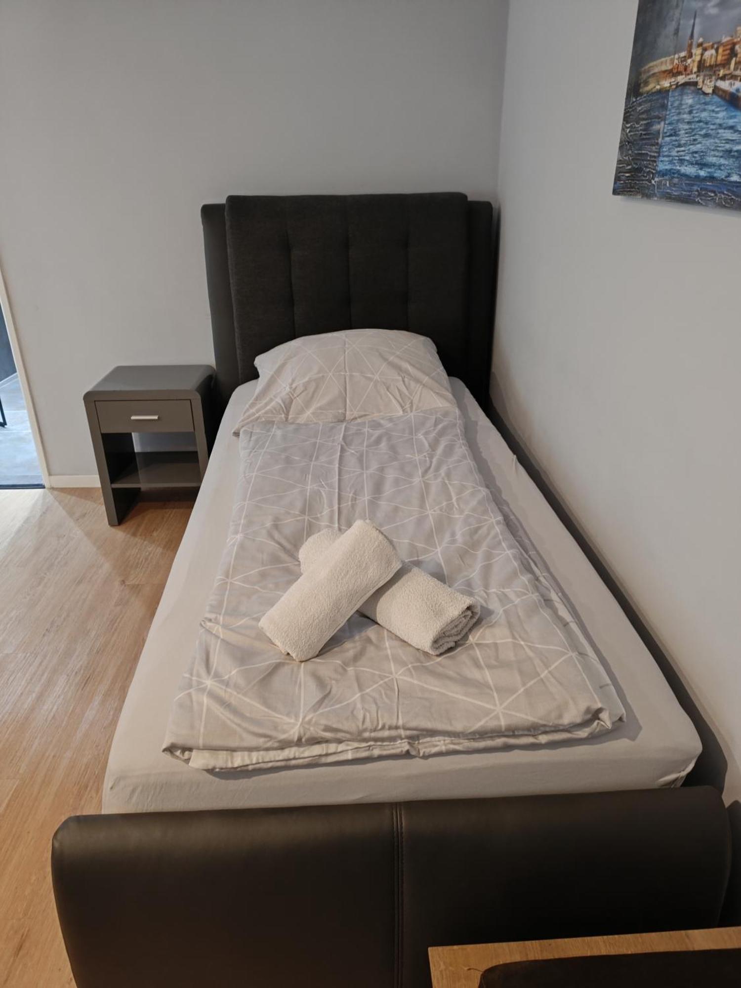 Apartment Sofia Dusseldorf Bagian luar foto
